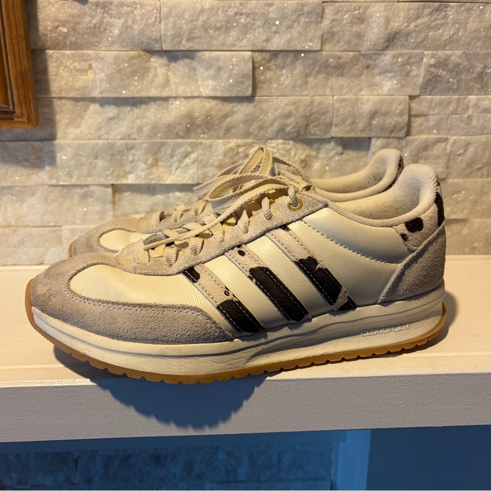 Size 9 Adidas RUN 70’s 2.0 Faux Cow Hide detailed beige/cream sneakers with box